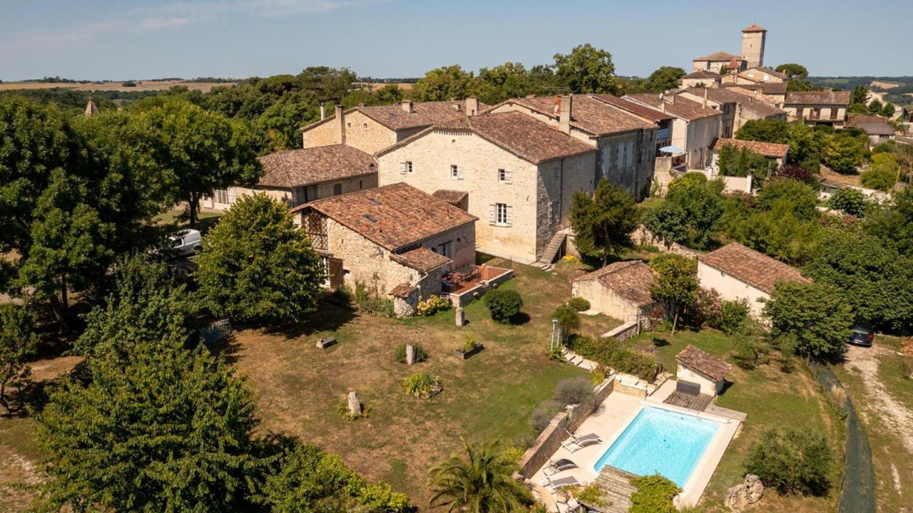 La Maison De Yuka Plieux Esterno foto